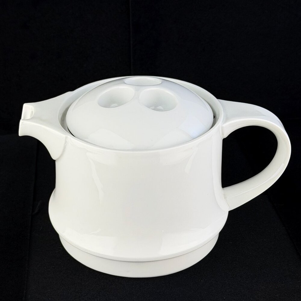 Georg Jensen Lausanne White Porcelain Teapot Modernist Swiss Fine Porcelain